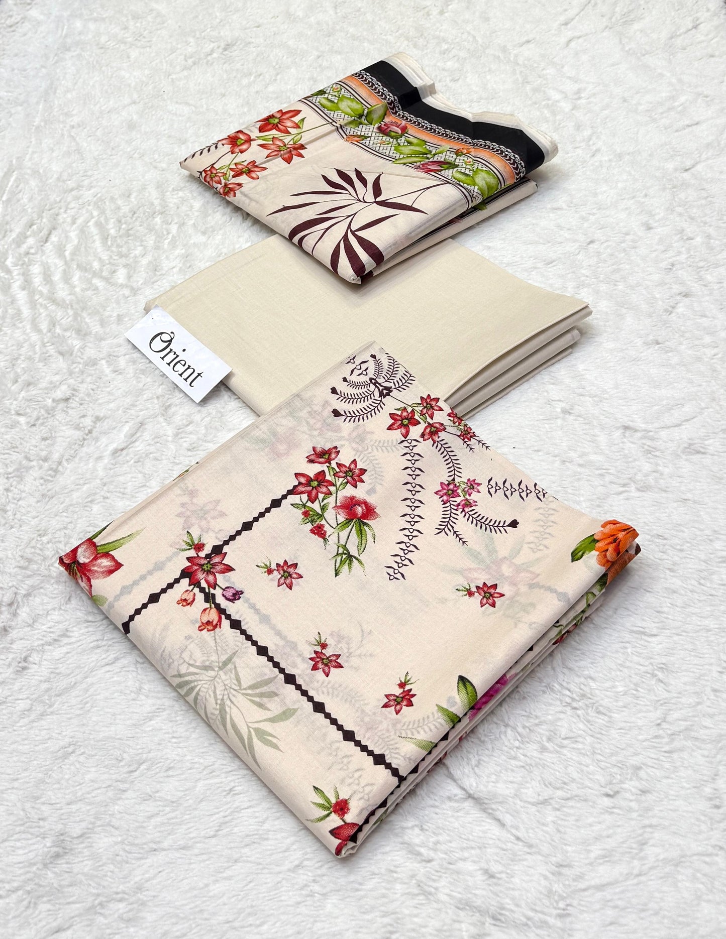 Orient 💯 Original 3pc Printed lawn CollectionOrient 💯 Original 3pc Printed lawn Collection