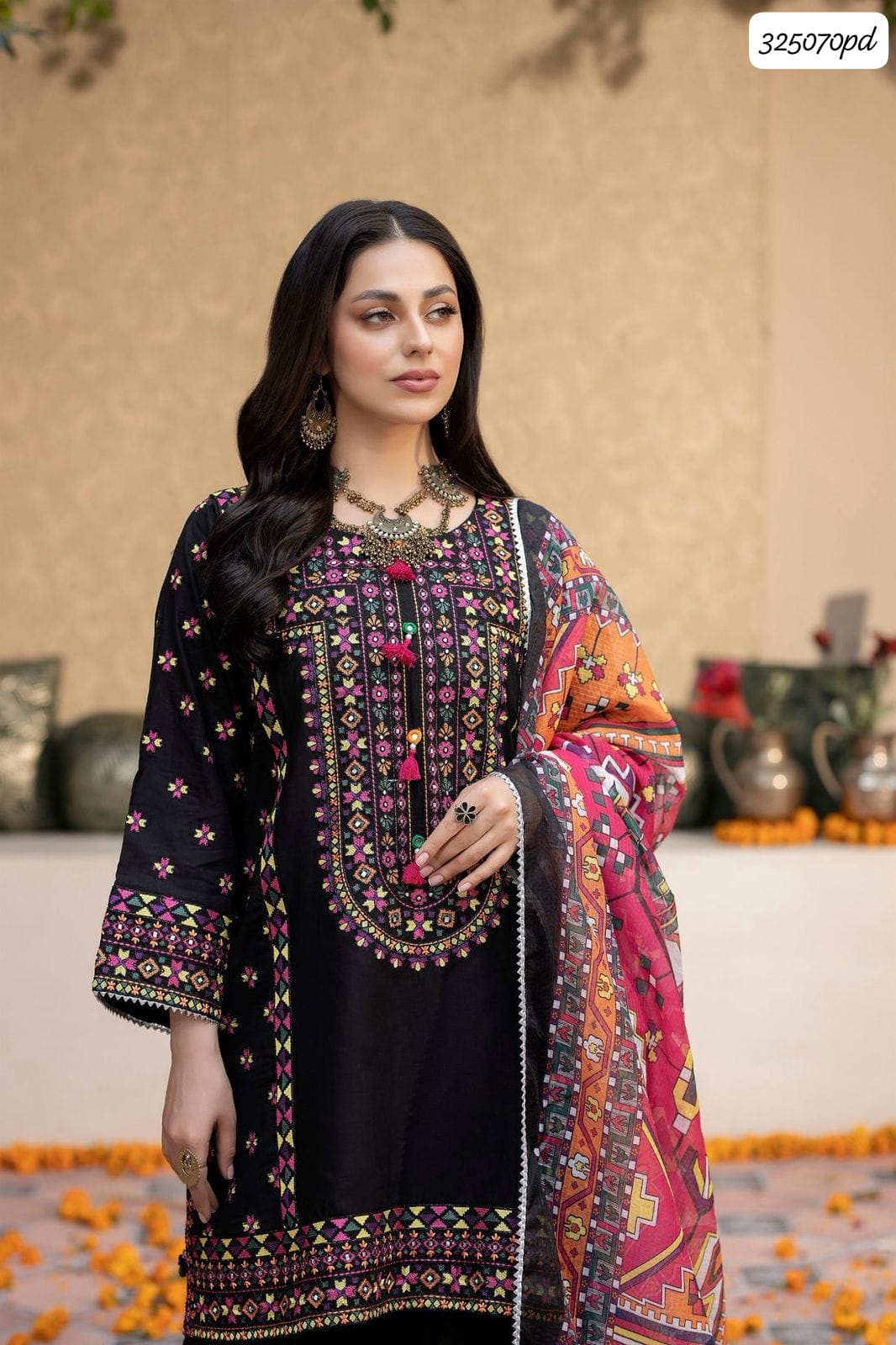 Laam MOST DEMANDING EDITION
03PCS UNSTITCHED SUIT